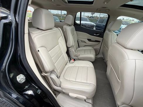 Used 2021 GMC Acadia Denali w/ Denali Ultimate Package image 16