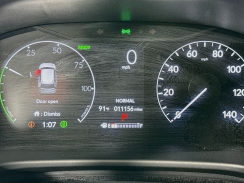 Used 2025 Honda CR-V Sport Touring image 12
