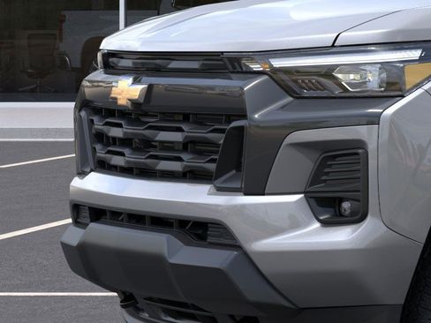 New 2025 Chevrolet Colorado LT w/ LT Convenience Package image 13