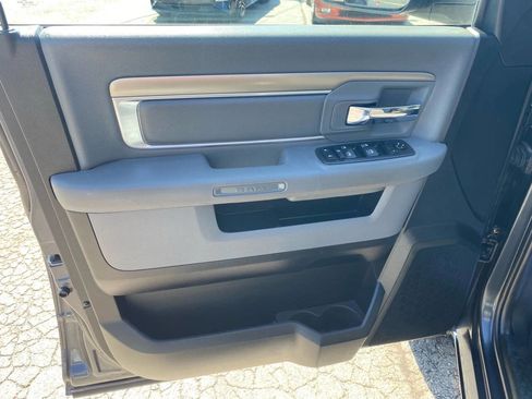 Used 2020 RAM 1500 Classic Warlock w/ Trailer & Traction Group image 13