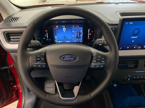 New 2025 Ford Maverick XLT w/ XLT Luxury Package image 18