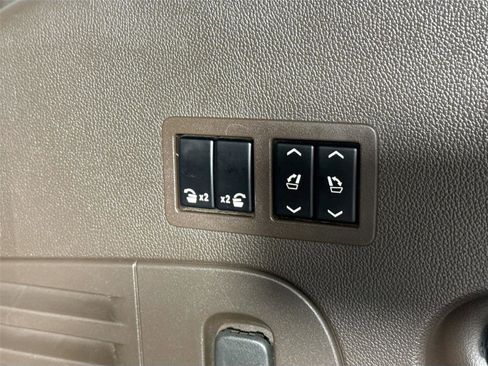 Used 2018 GMC Yukon Denali w/ Denali Ultimate Package image 42