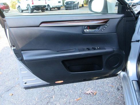 Used 2013 Lexus ES 350 image 9