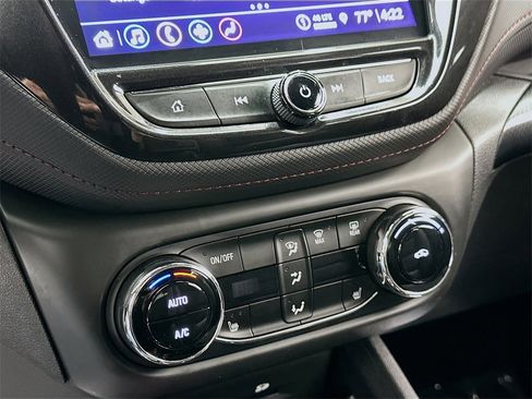 Used 2023 Chevrolet TrailBlazer RS w/ Sun and Liftgate Package image 16