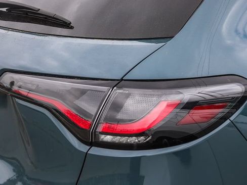 Used 2025 Honda HR-V Sport image 8