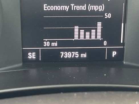 Used 2018 Chevrolet Equinox LS FWD image 14