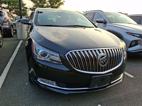Used 2015 Buick LaCrosse Premium w/ Driver Confidence Package #1 FWD image 4