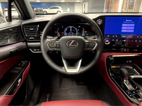 Certified 2026 Lexus NX 350h AWD w/ Accessory Package (2T) image 31