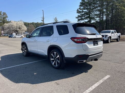 Certified 2024 Honda Pilot Elite image 11