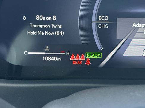 Used 2025 Lexus UX 300h FWD image 20