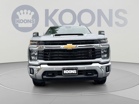Used 2025 Chevrolet Silverado 2500 LT w/ Safety Package AWD/4WD image 11