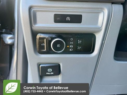 Used 2025 Ford F150 XLT w/ Equipment Group 301A Standard image 19