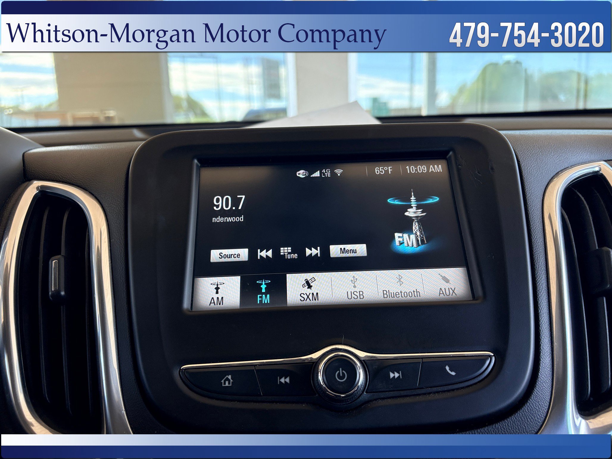 Used 2018 Chevrolet Equinox LT FWD image 23