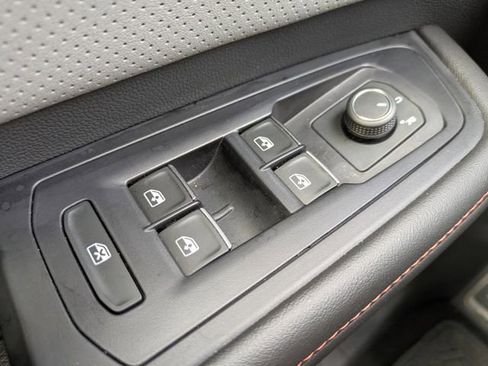 Certified 2025 Volkswagen Atlas Peak Edition SE image 27