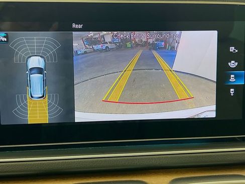 Used 2021 Mercedes-Benz GLE 450 4MATIC image 16