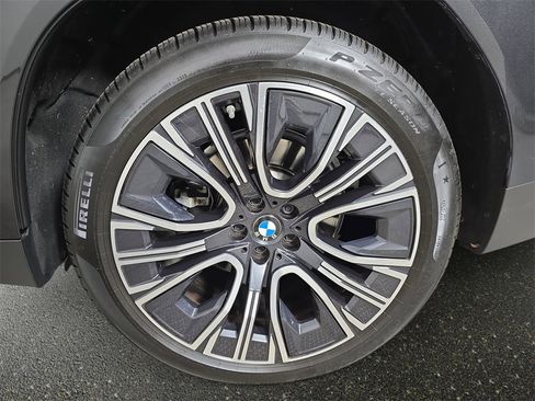 Used 2025 BMW X3 xDrive30i w/ Premium Package image 37