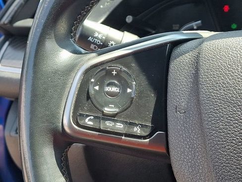 Used 2017 Honda Civic Sport image 6