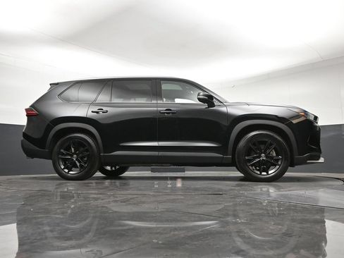 Used 2025 Toyota Grand Highlander AWD Hybrid image 29