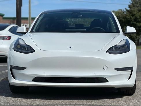 Used 2021 Tesla Model 3 Standard Range Plus image 12