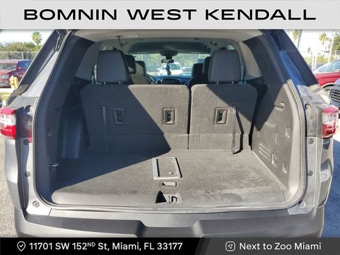 Used 2021 Chevrolet Traverse RS image 13