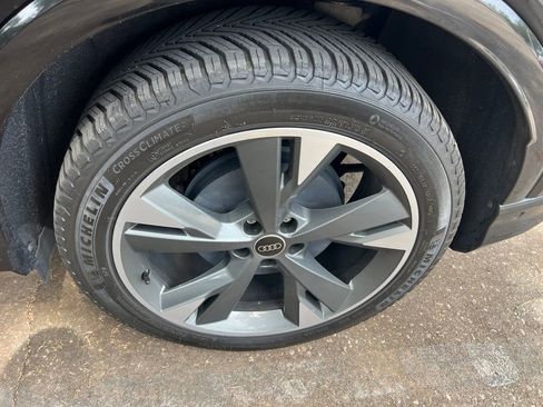 Used 2023 Audi Q4 e-tron Premium Plus AWD/4WD image 7