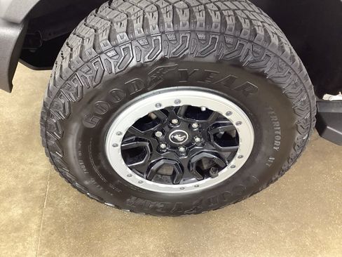 Certified 2023 Ford Bronco Outer Banks w/ Sasquatch Package AWD/4WD image 37