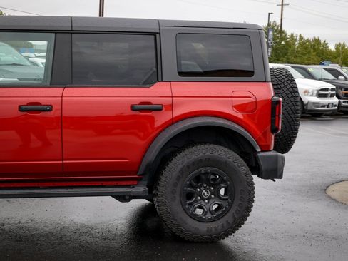 Used 2024 Ford Bronco Wildtrak AWD/4WD image 9
