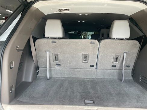 Used 2018 Chevrolet Traverse Premier AWD/4WD image 30