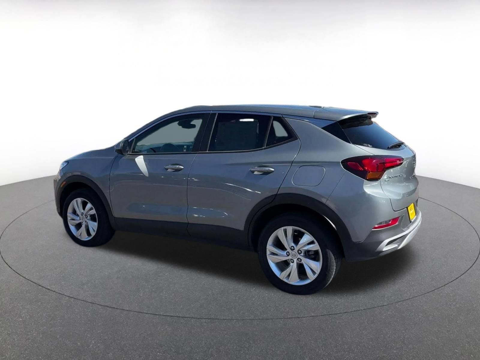 Used 2025 Buick Encore GX Preferred AWD/4WD image 9