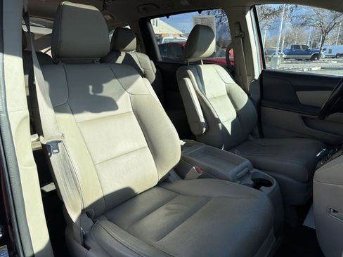 Used 2016 Honda Odyssey EX-L image 33
