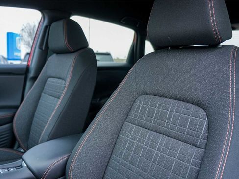 Used 2026 Honda HR-V Sport image 11