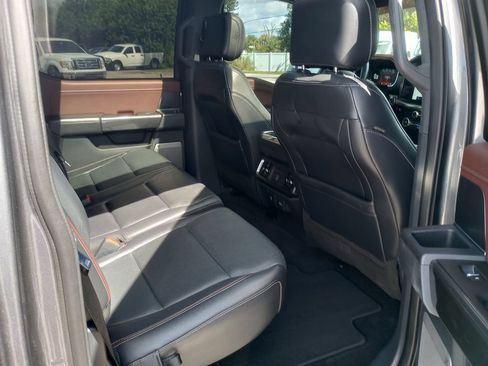 Used 2021 Ford F150 Lariat w/ Equipment Group 502A High AWD/4WD image 12