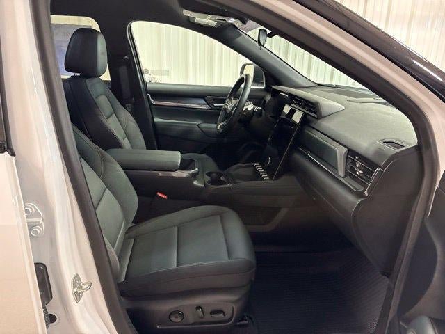 Used 2026 GMC Terrain AT4 w/ Convenience Package III AWD/4WD image 24
