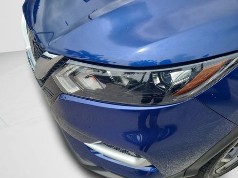 Used 2021 Nissan Rogue Sport SL FWD image 24