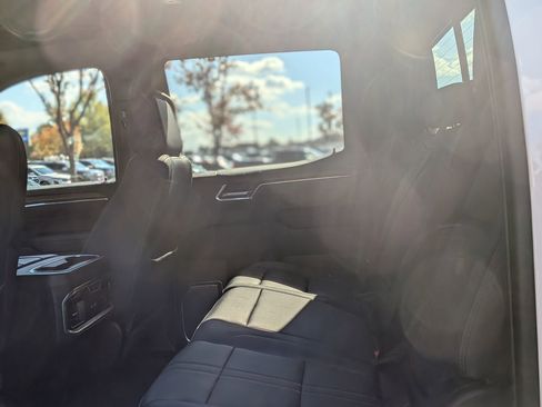 Certified 2023 Chevrolet Silverado 1500 High Country image 34