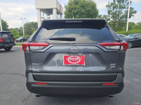 Used 2025 Toyota RAV4 XLE AWD/4WD image 10