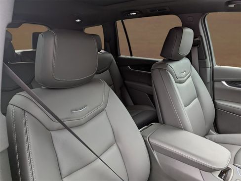 New 2025 Cadillac XT6 Premium Luxury w/ Technology Package image 19