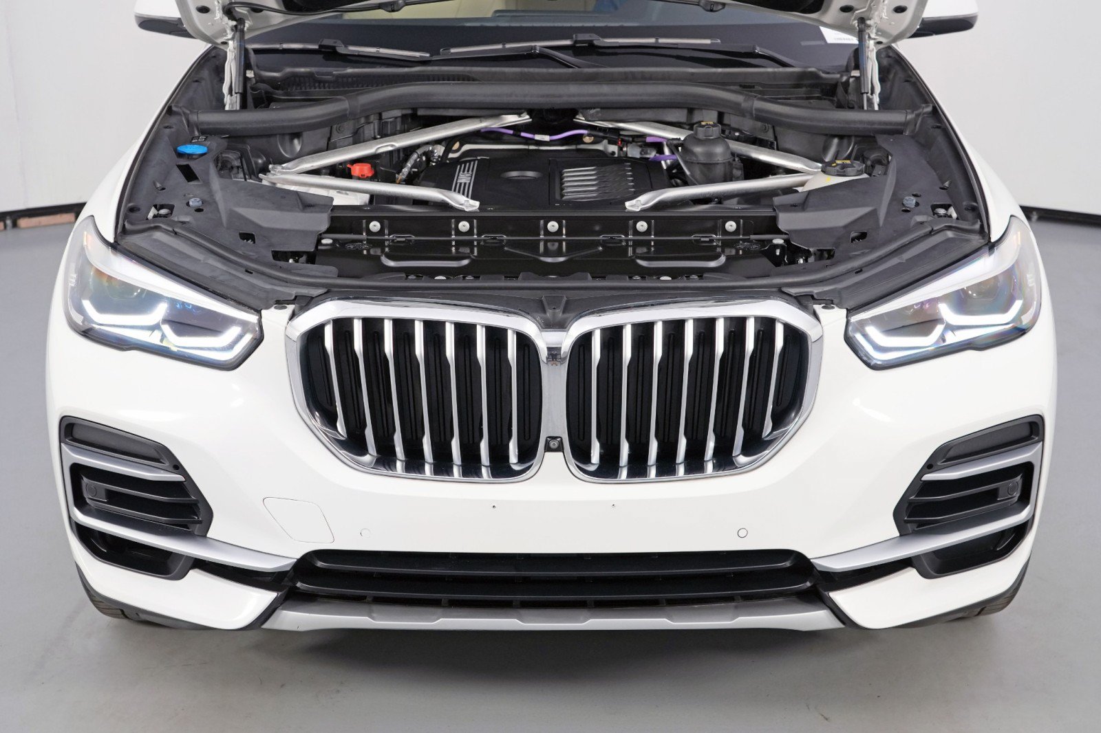 Used 2022 BMW X5 sDrive40i w/ Parking Assistance Package RWD image 8