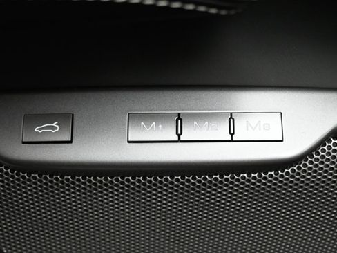 Used 2022 Ferrari Portofino M RWD image 61
