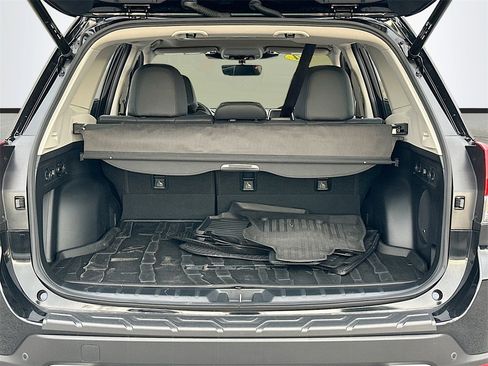 Used 2024 Subaru Forester Touring image 28