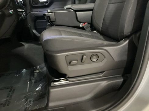 Used 2024 Chevrolet Silverado 1500 Custom Trail Boss w/ Turbomax Blackout Package image 10