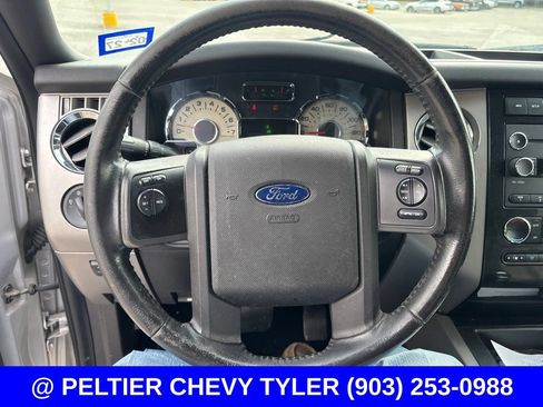 Used 2011 Ford Expedition XLT w/ 202A Rapid Spec Order Code RWD image 13