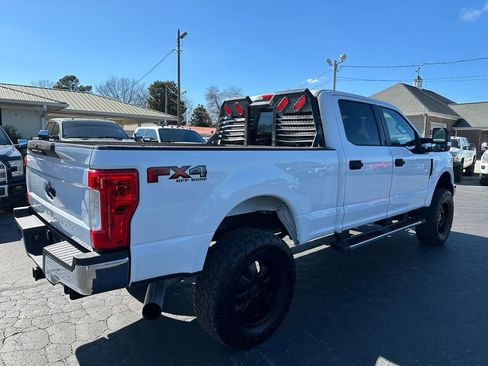 Used 2017 Ford F250 XLT w/ XLT Value Package image 5