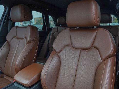 Used 2020 Audi Q5 Prestige image 9