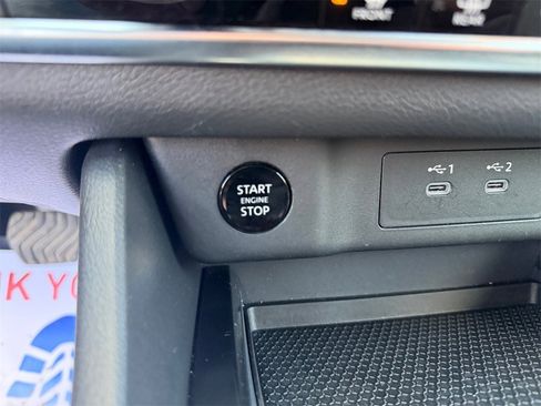 Used 2025 Nissan Rogue SV image 24