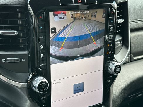 Used 2023 RAM 1500 Laramie image 26