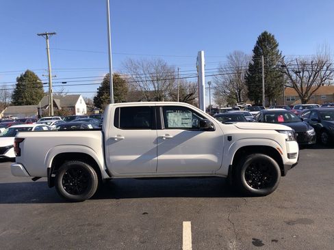 New 2026 Nissan Frontier SV image 14