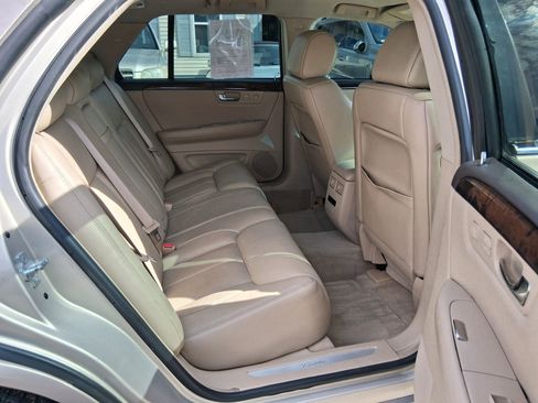 Used 2007 Cadillac DTS Luxury II image 15