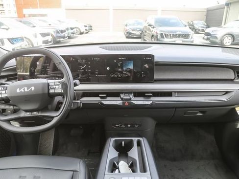 New 2026 Kia EV9 Wind image 20