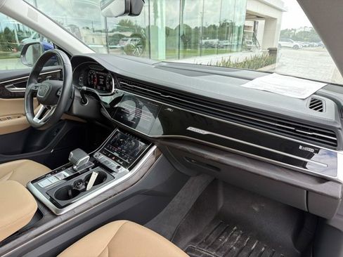 Used 2021 Audi Q8 Prestige w/ Prestige Package AWD/4WD image 20